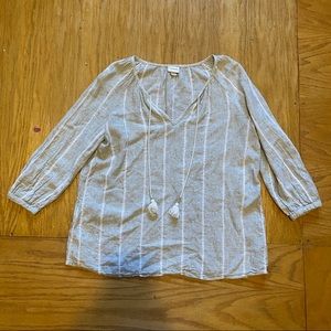 Relaxed fit boho top with tassels